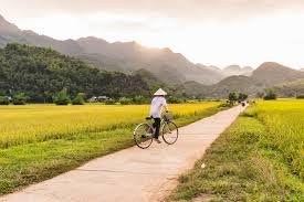 Northwest Vietnam Bicycle Trip 6 Days